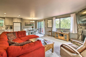 Luxe Updated Home with Grill and Hot Tub 4 Mi to RMNP